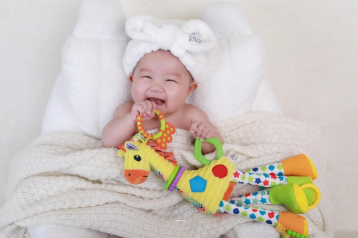 林芝宝宝的口欲期